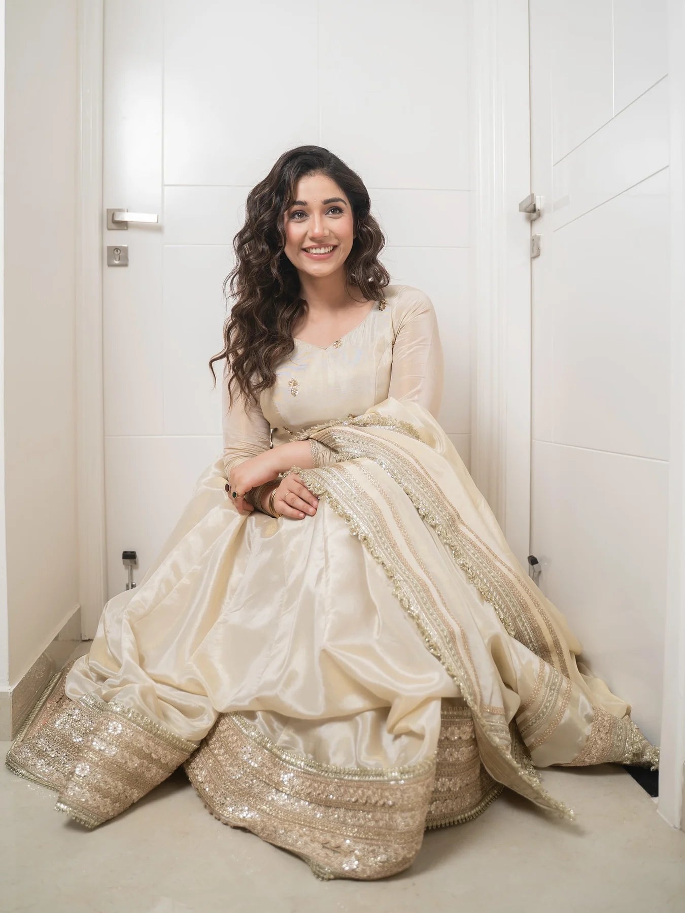 Elegant Anarkali Gown Set for Weddings & Diwali Celebrations